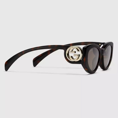 Gucci Cat-eye frame sunglasses • Tortoise shell