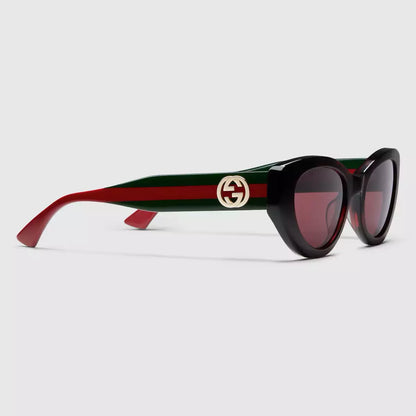 Gucci Cat-eye frame sunglasses • Brown