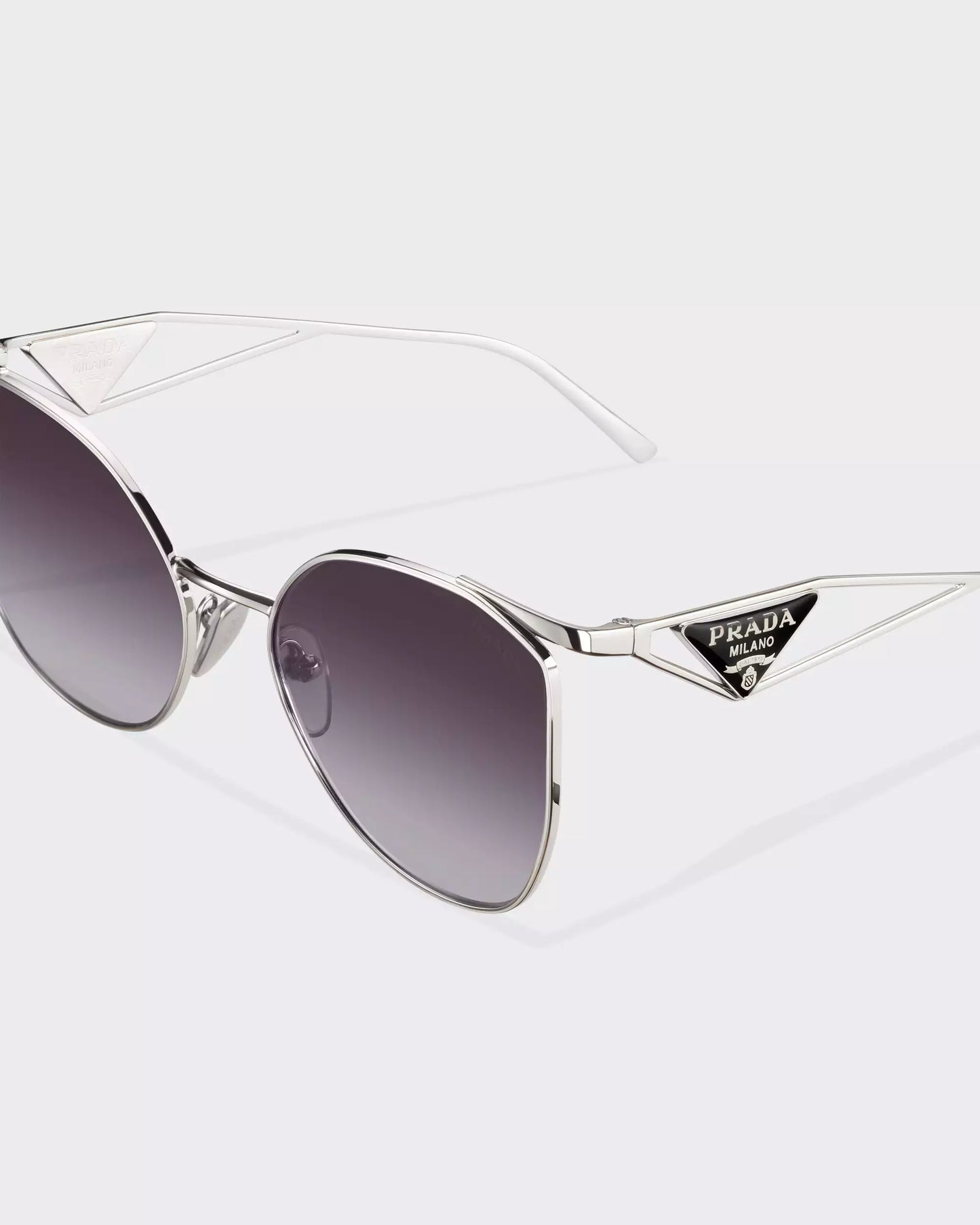 Prada Sunglasses • Gradient Grafite Lenses